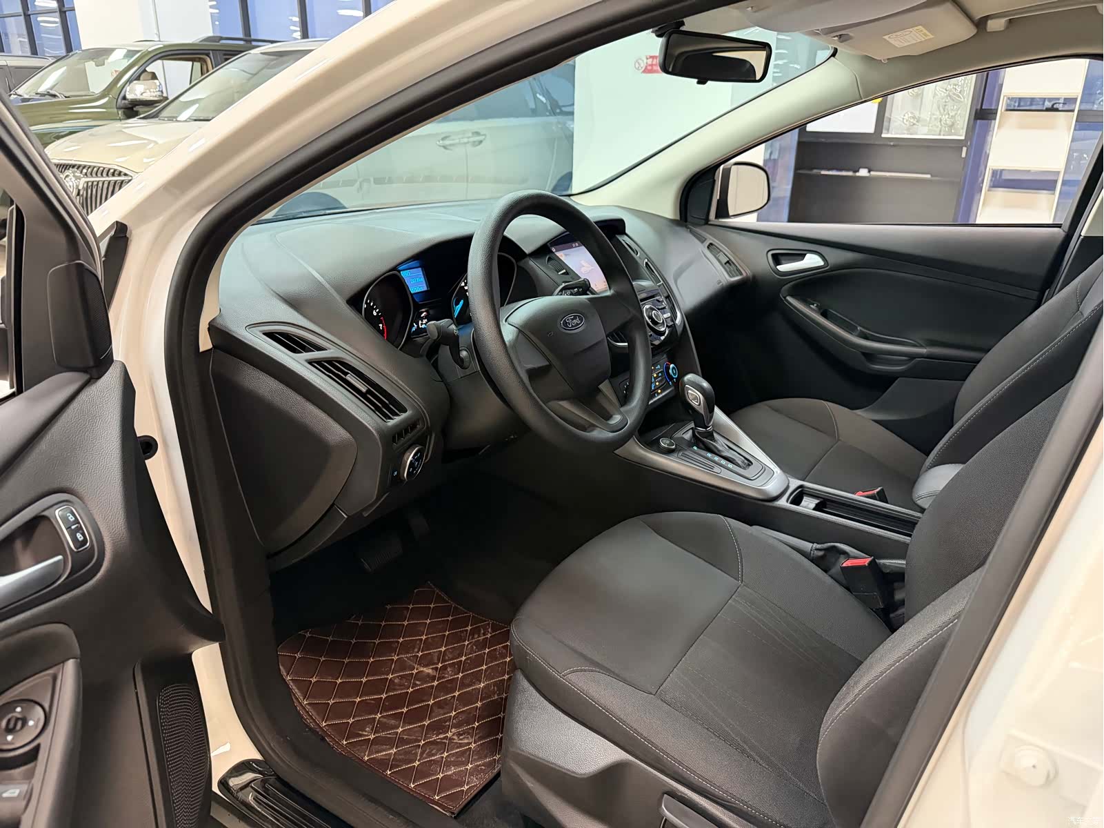 Ford Focus, 2018 7