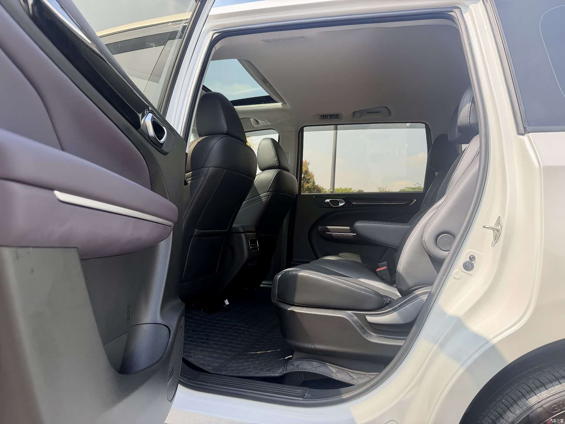 Trumpchi M6, 2025 11