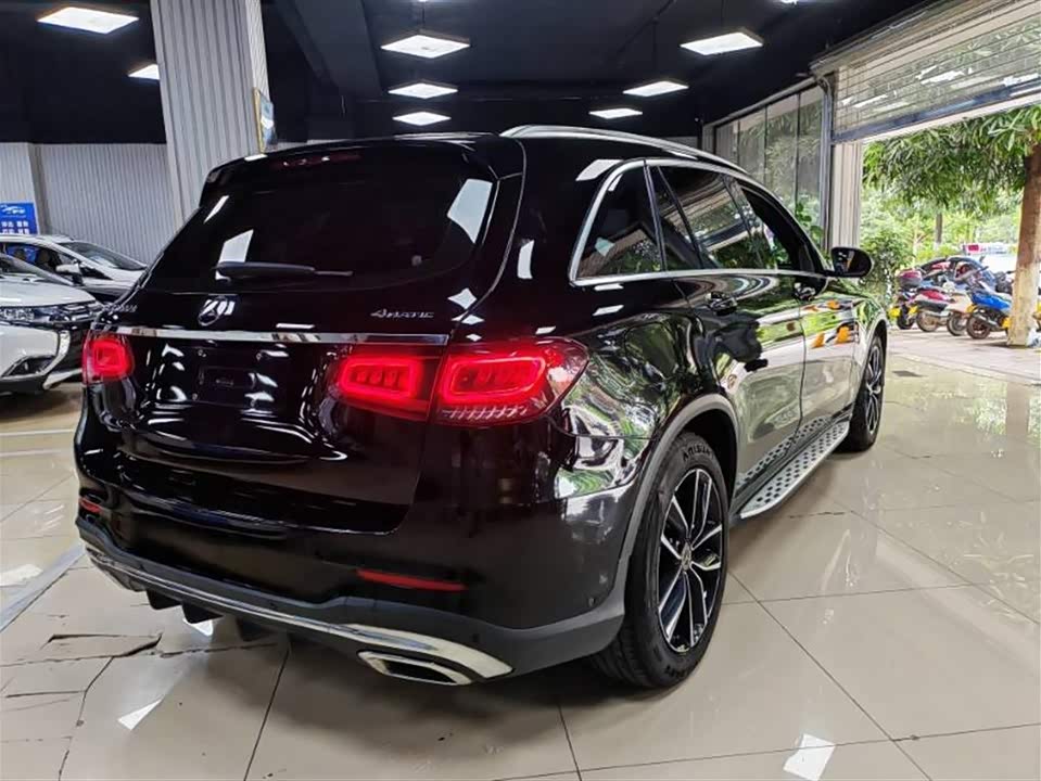 Mercedes-Benz GLC Mercedes-Benz GLC