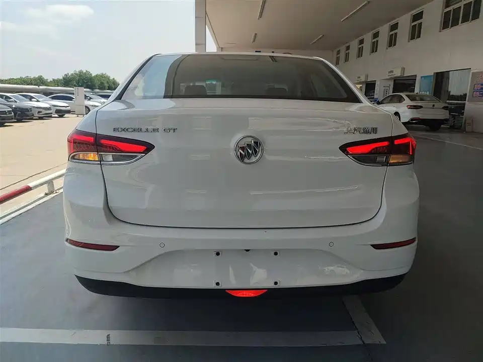 Buick Yinglang