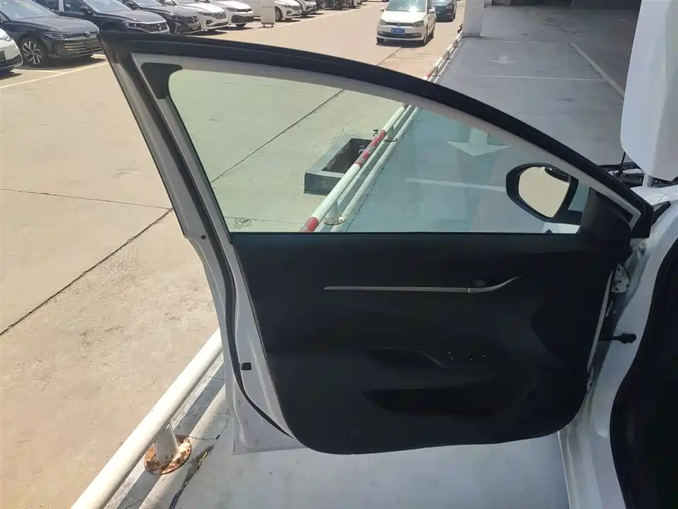 Buick Yinglang