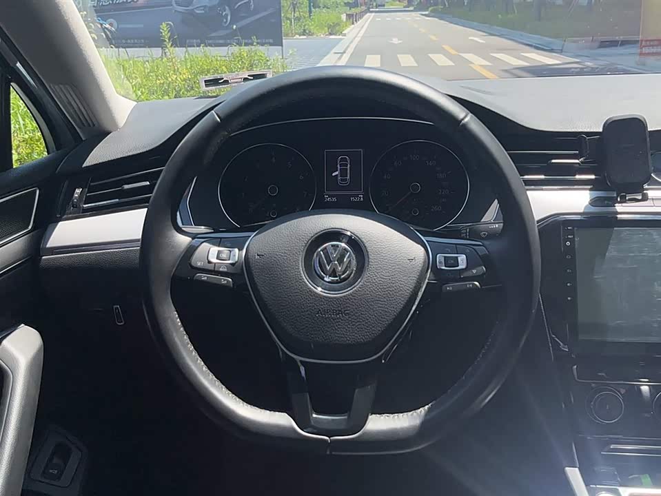 Volkswagen Magotan