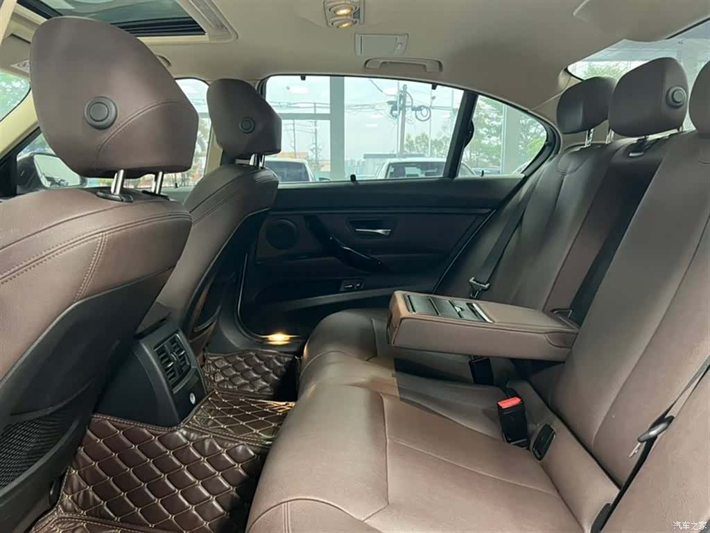 BMW 3 Series, 2018 все фото