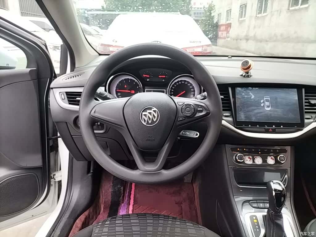 Buick Verano, 2017 11