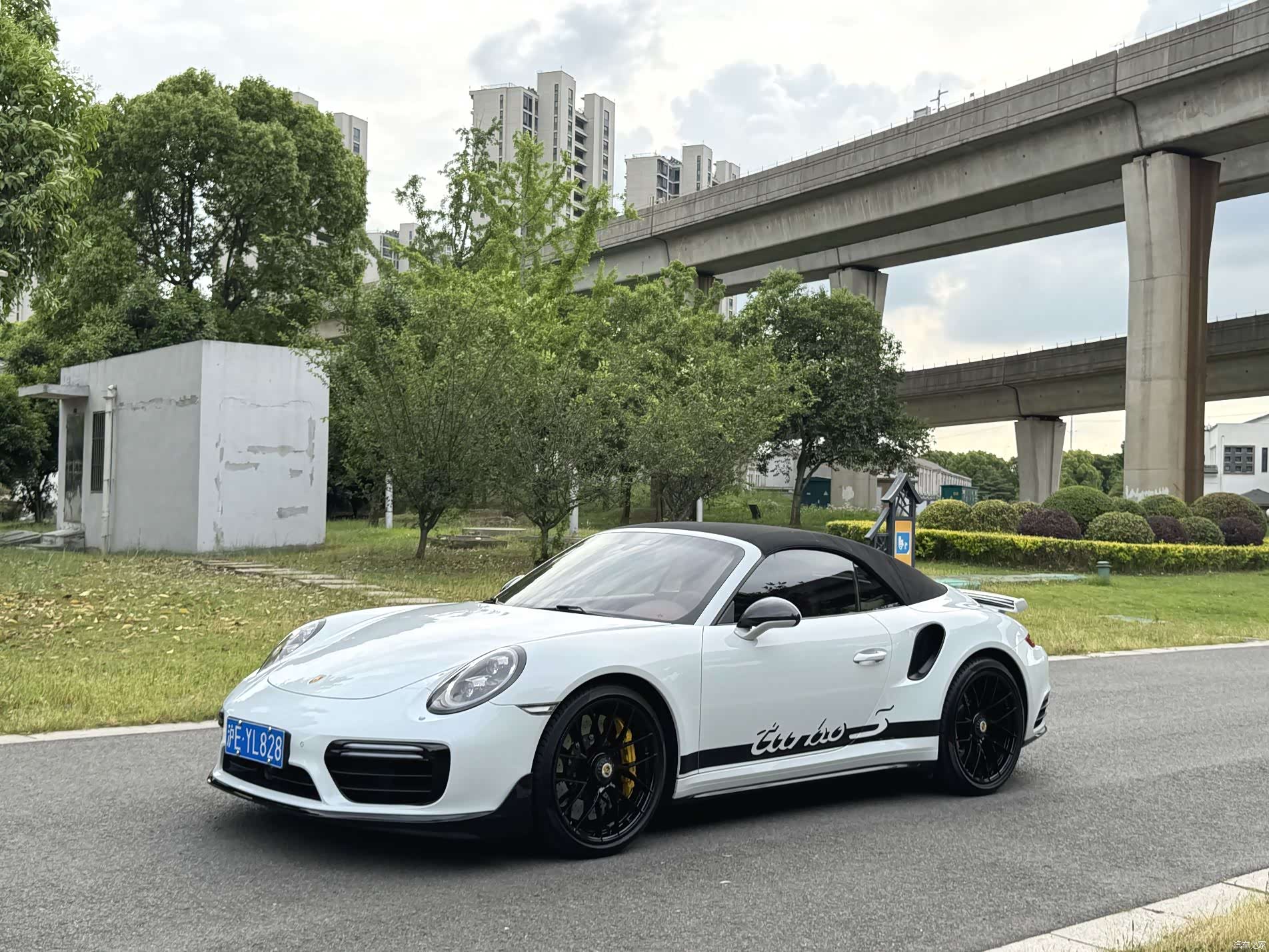 Porsche 911, 2017 2