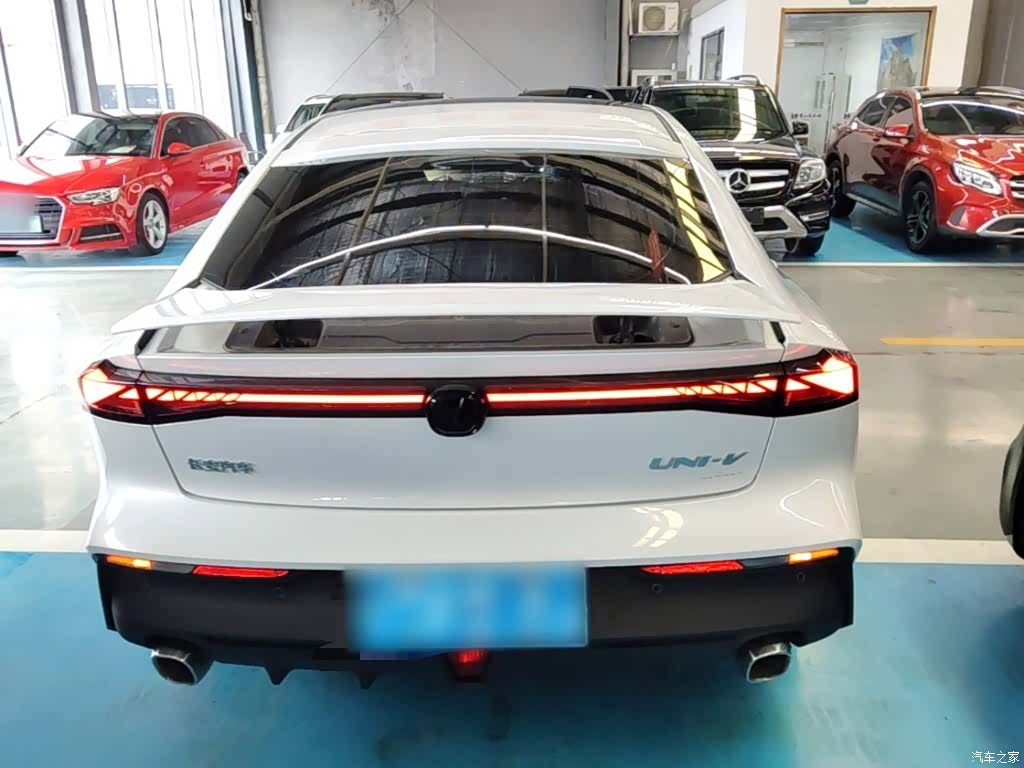 Changan UNI-V, 2025 6