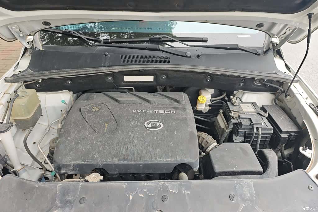 Wuling 560, 2015 10