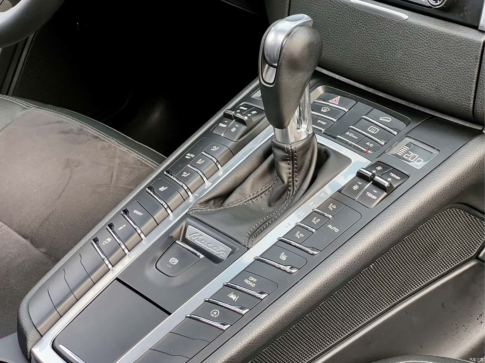 Porsche Macan, 2016 12