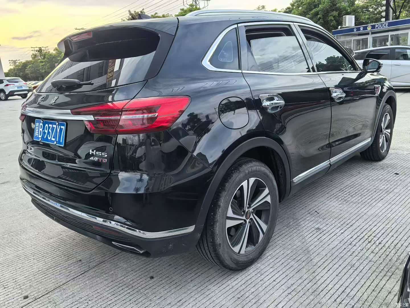 Hongqi HS5, 2020 4