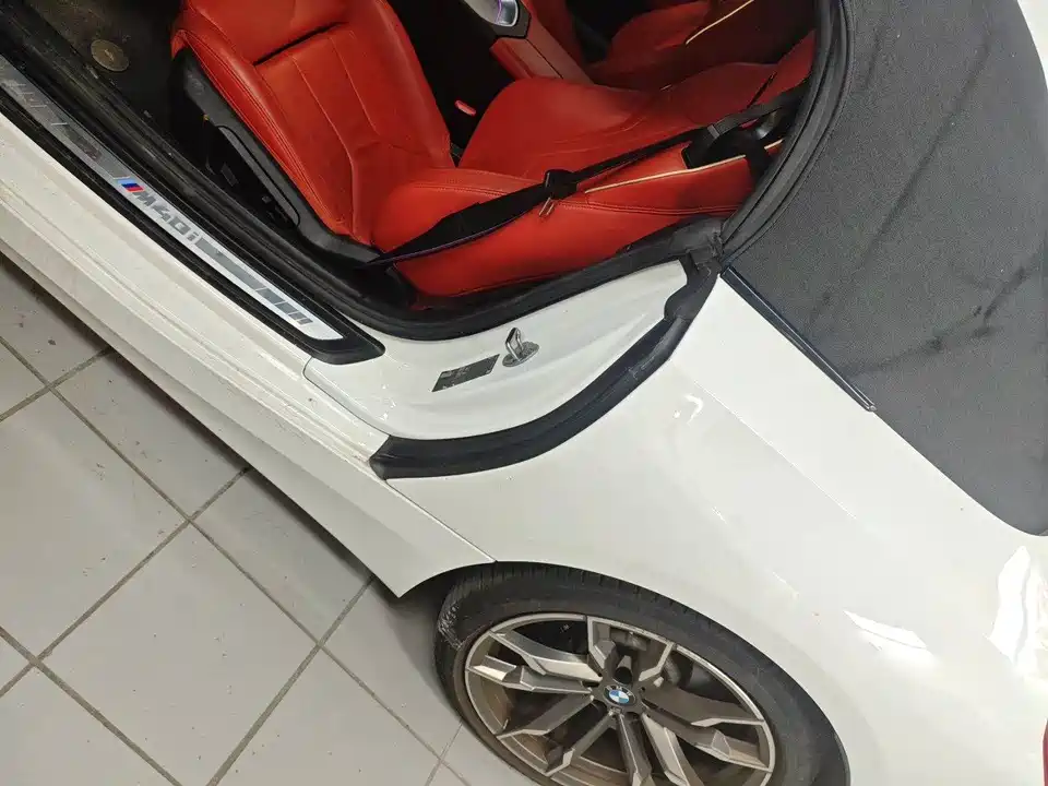 BMW Z4 BMW Z4