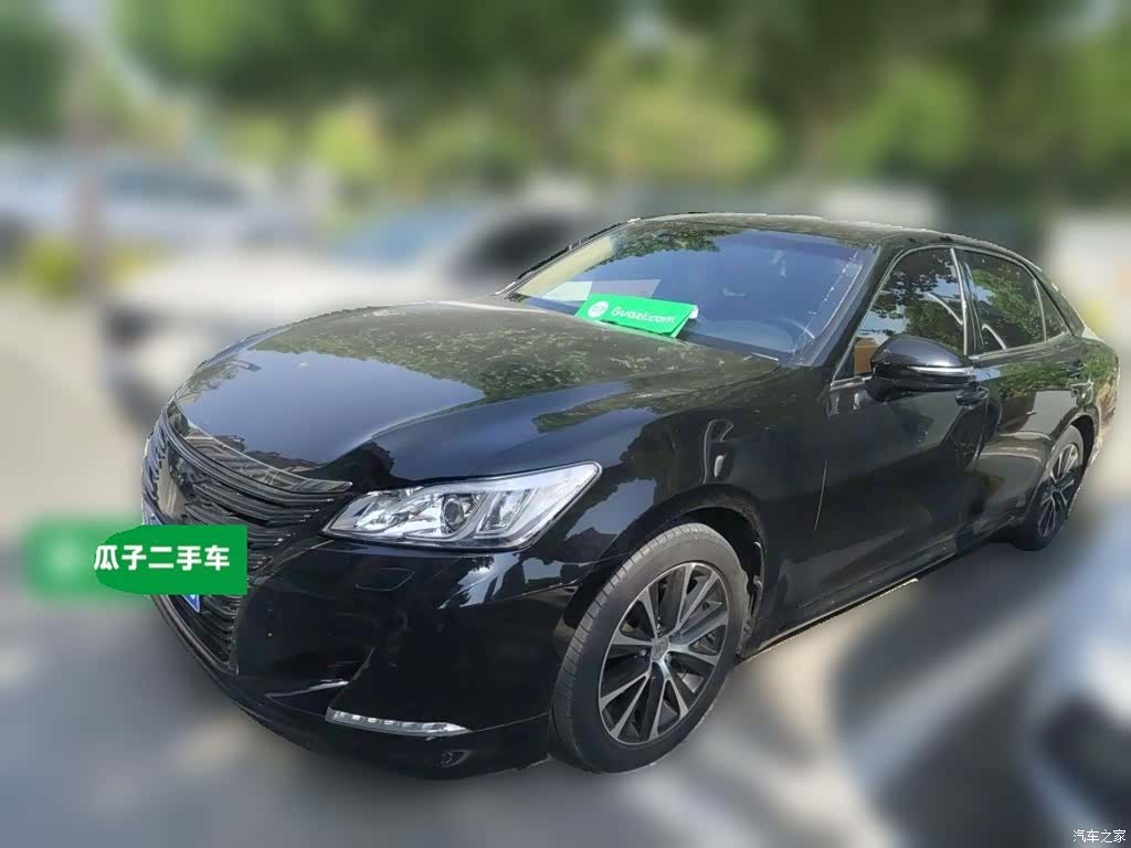 Toyota Crown, 2018 1