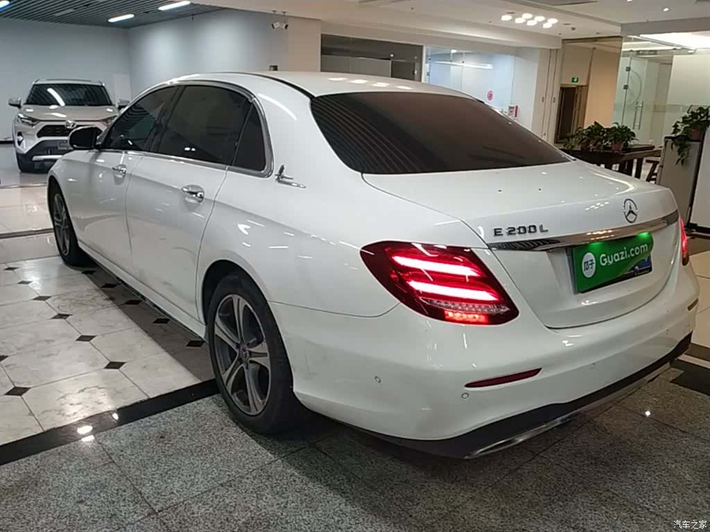 Mercedes-Benz E-Class, 2019 все фото