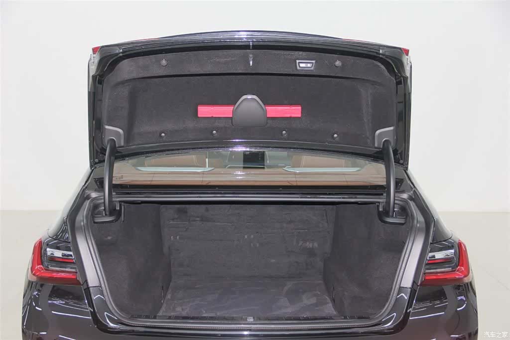 BMW 7 Series, 2021 39
