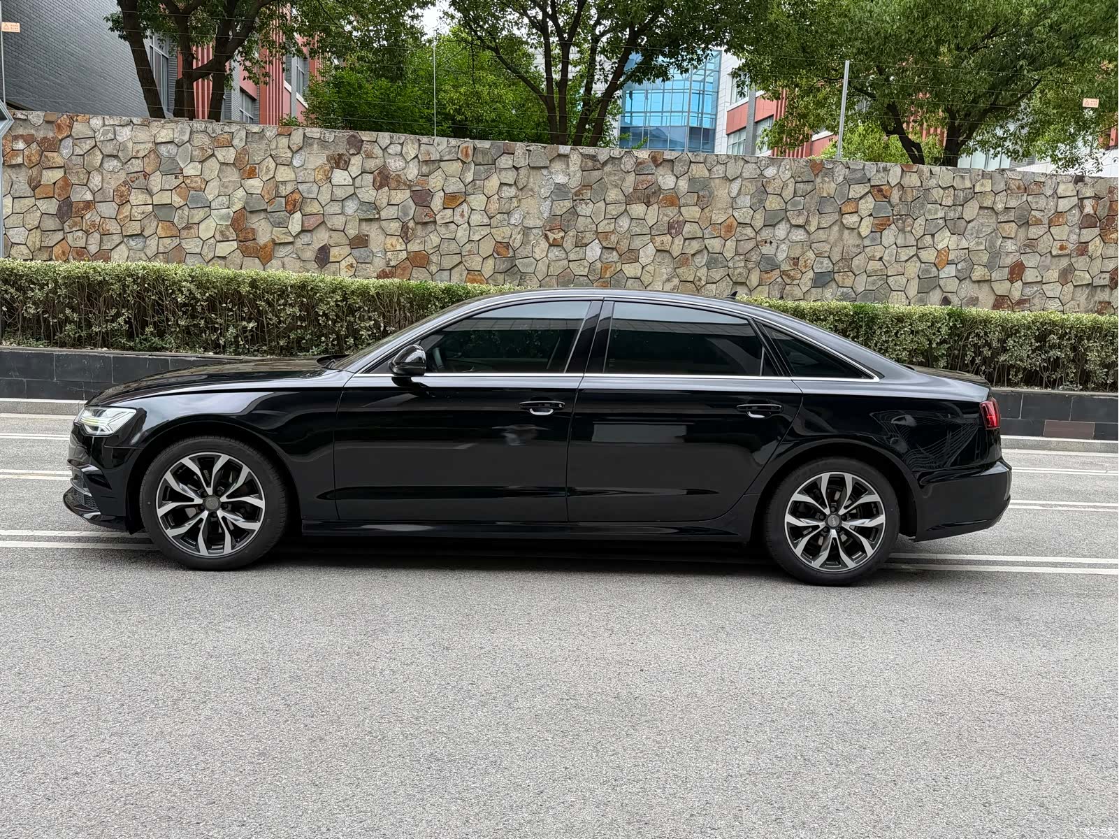 Audi A6L, 2018 4