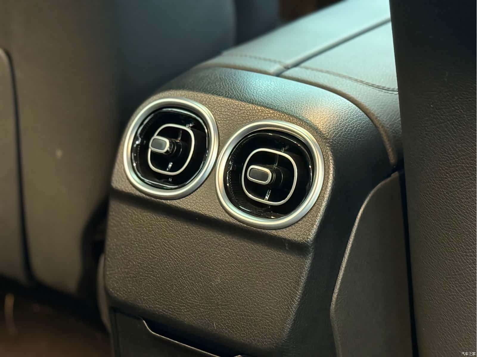 Mercedes-Benz C-Class, 2022 12