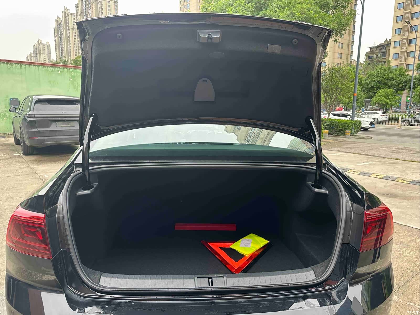 Volkswagen Magotan, 2026 13