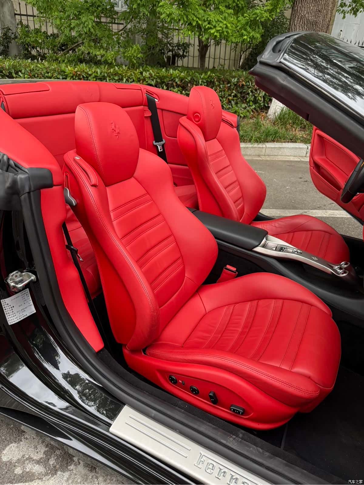 Ferrari California, 2011 10