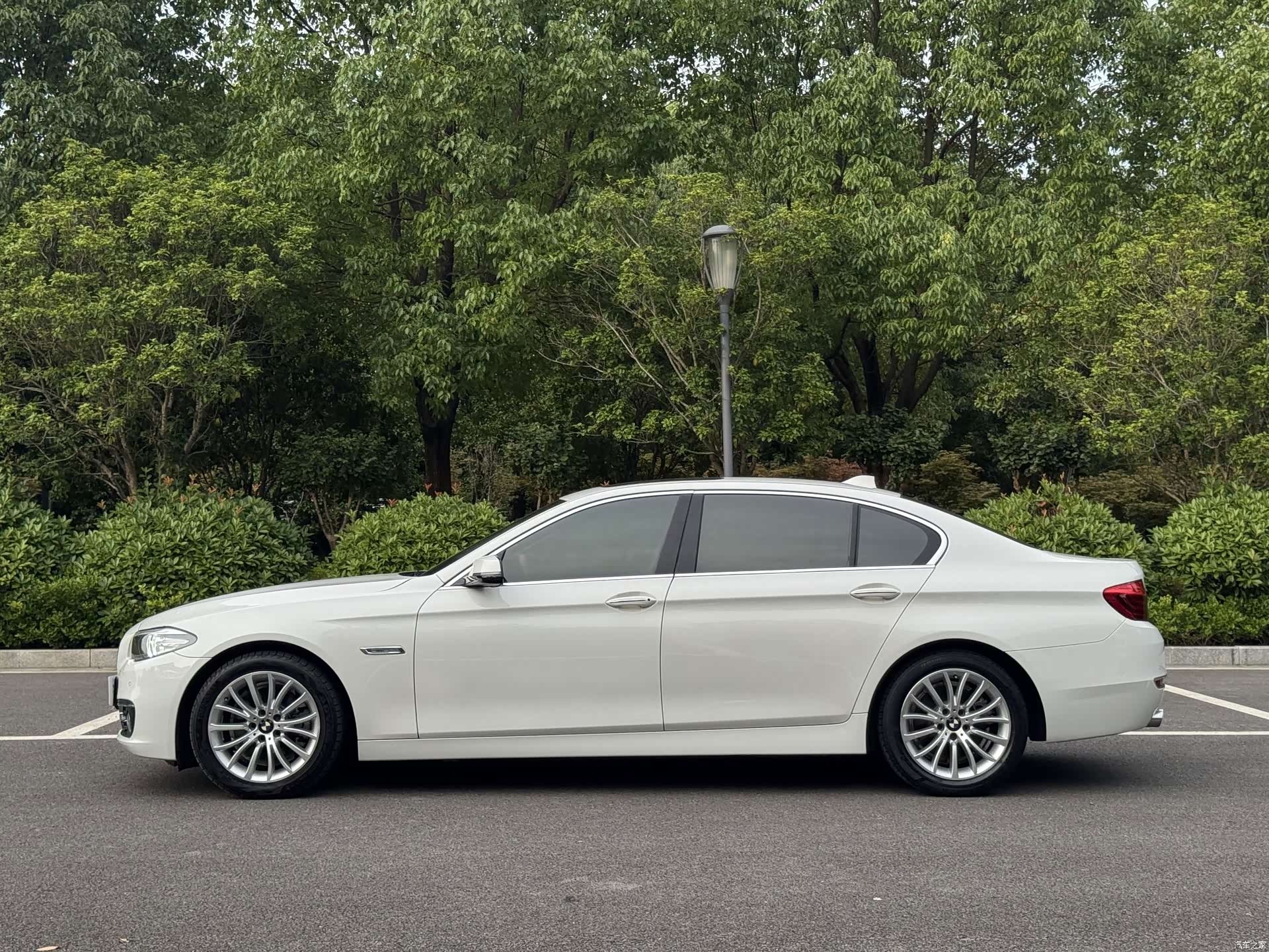 BMW 5 Series, 2016 3