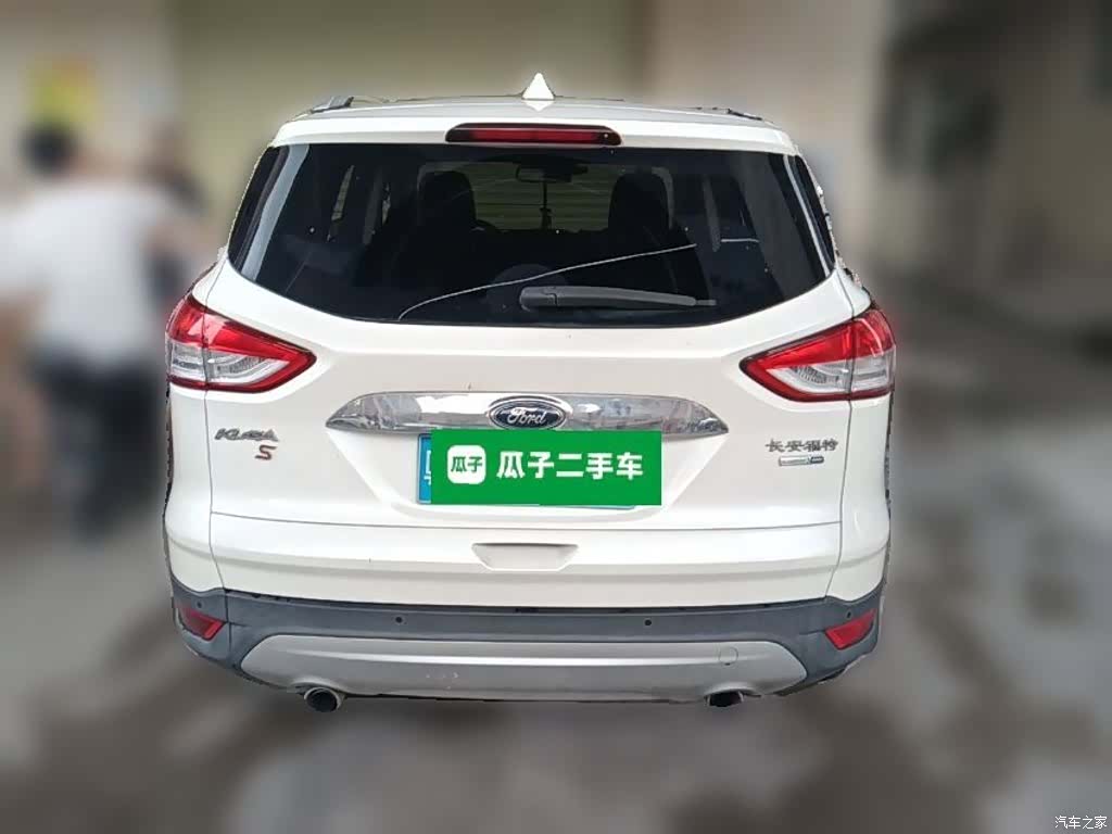 Ford Kuga, 2015 4