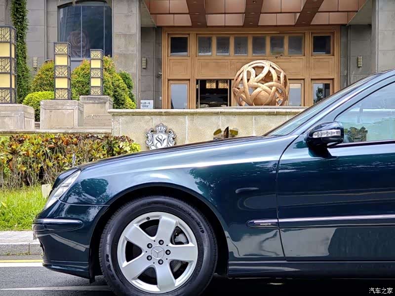 Mercedes-Benz E-Class, 2006 4