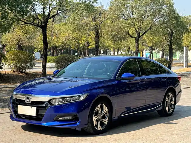 Honda Accord 2021 — купить из Китая под заказ