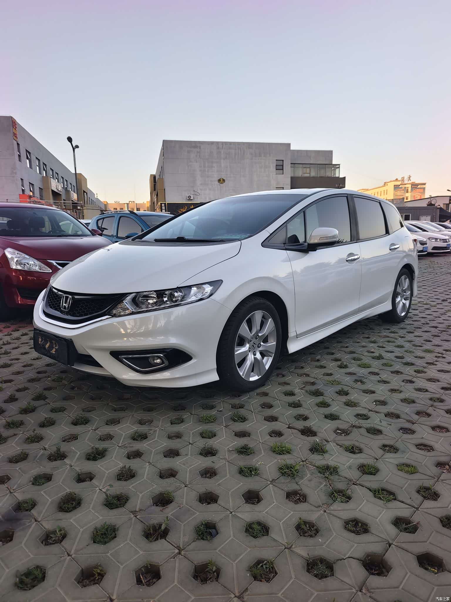 Honda Jade, 2016 1