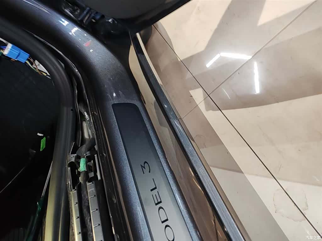 Tesla Model 3, 2022 21