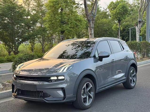 Lynk & Co 06 Lynk & Co 06