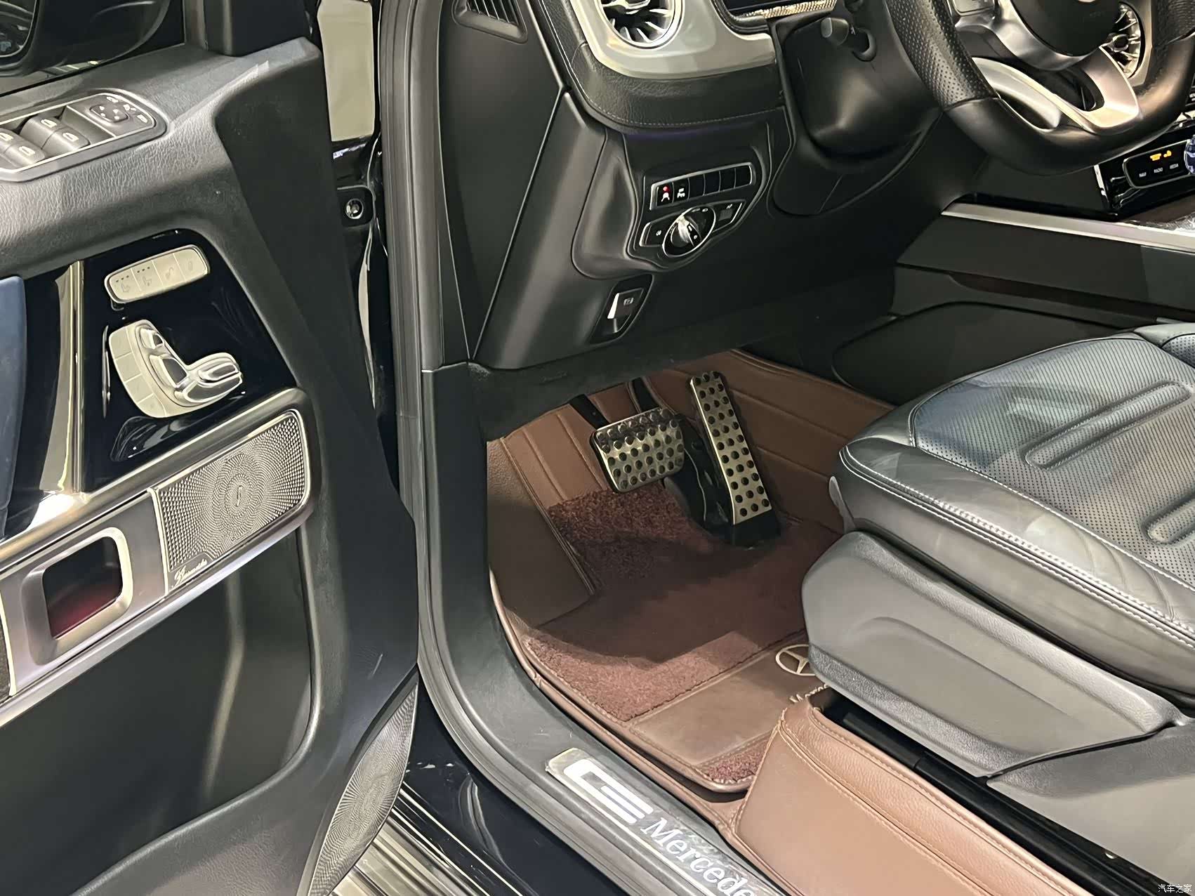 Mercedes-Benz G-Class, 2019 10