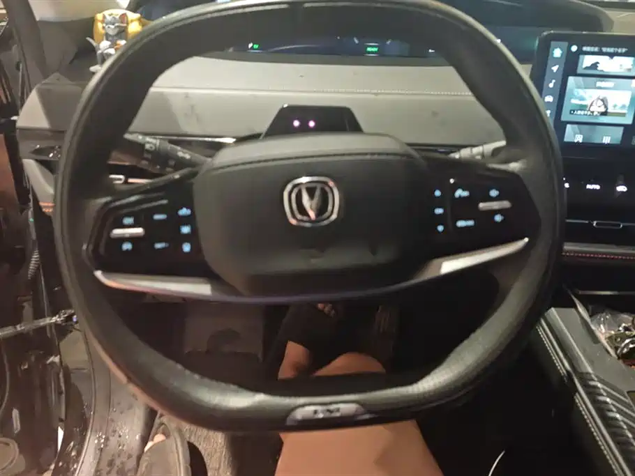 Changan UNI-K Smart iDD