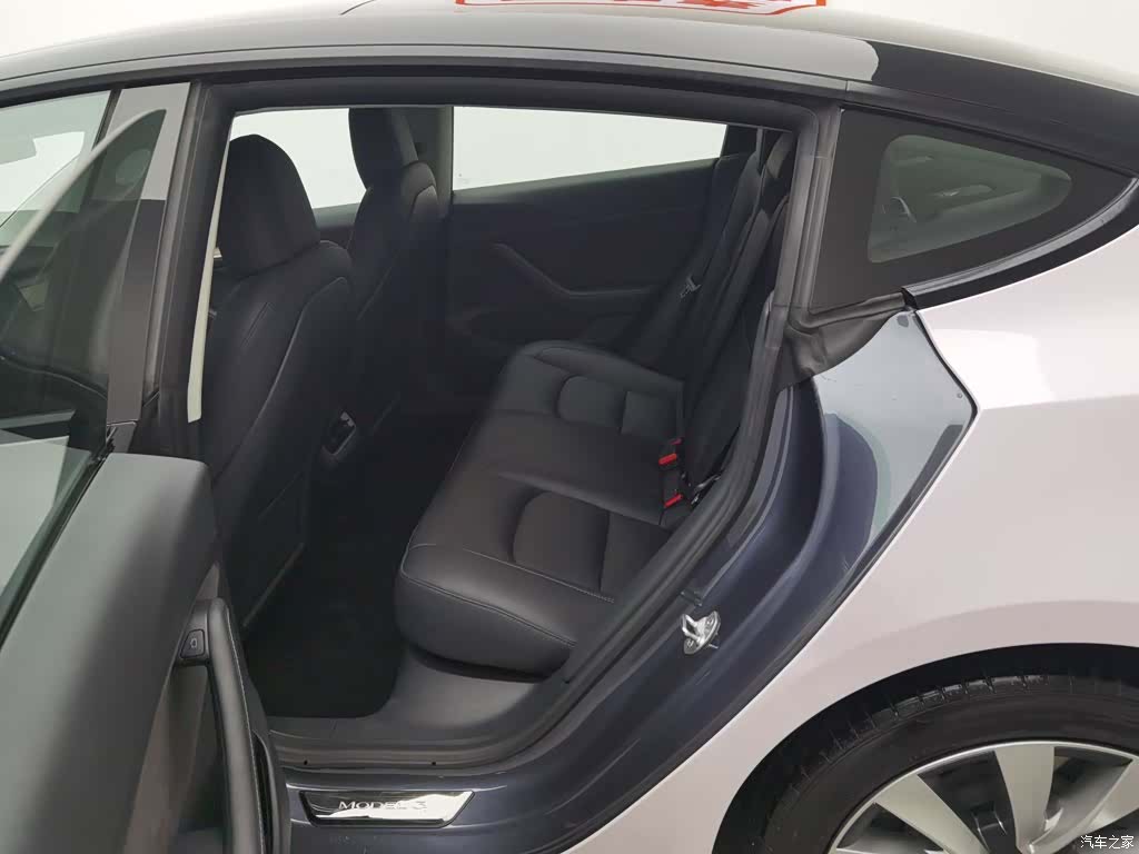 Tesla Model 3, 2021 15