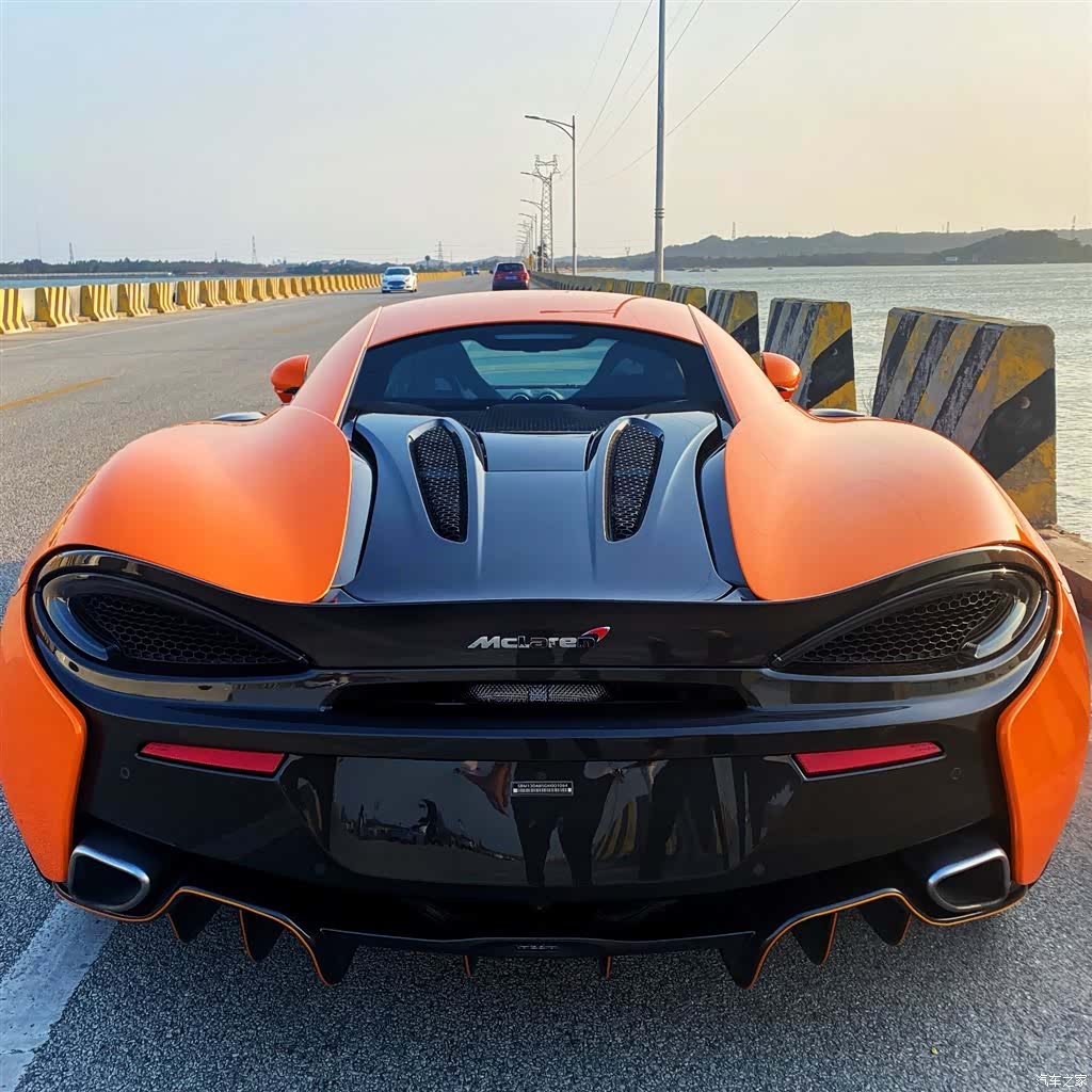 McLaren 570, 2017 6