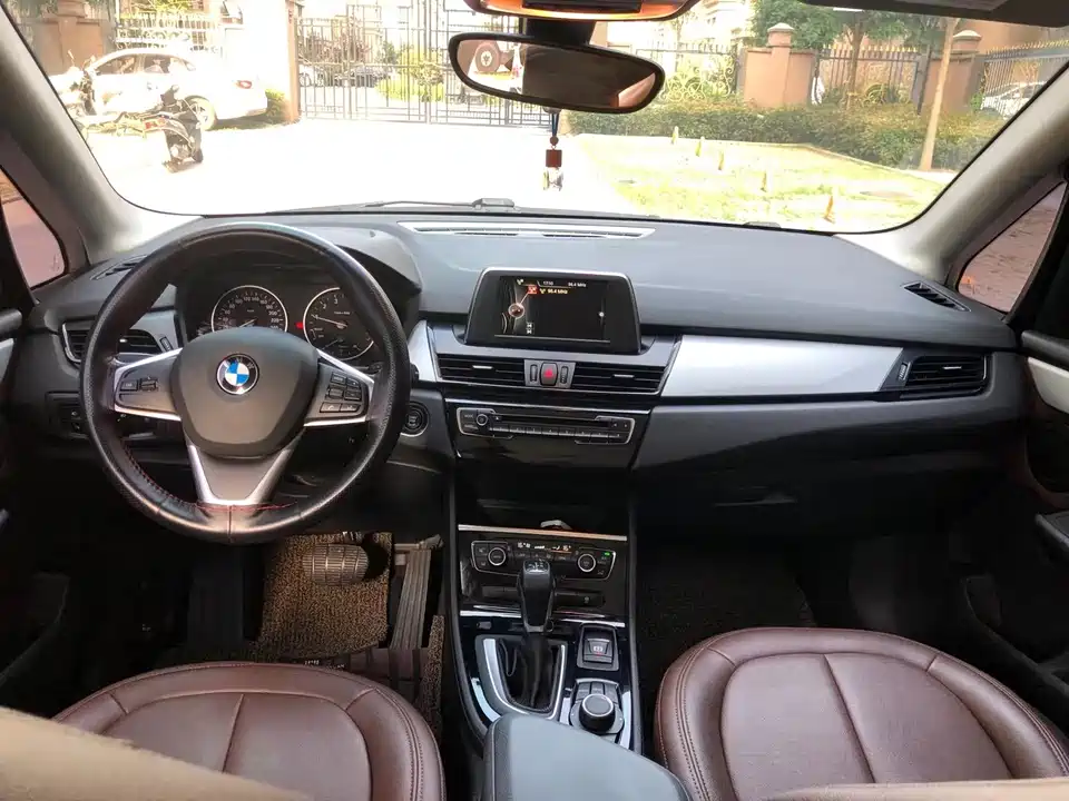 BMW 2 series station wagon