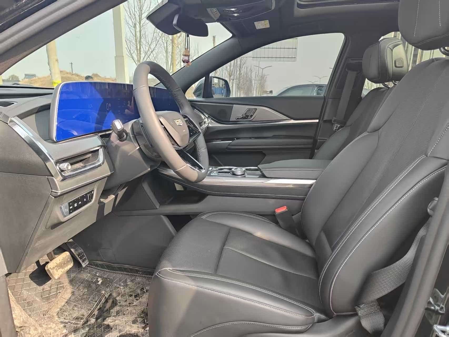 Cadillac XT5, 2025 все фото