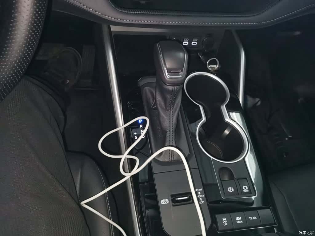 Toyota Highlander, 2024 11