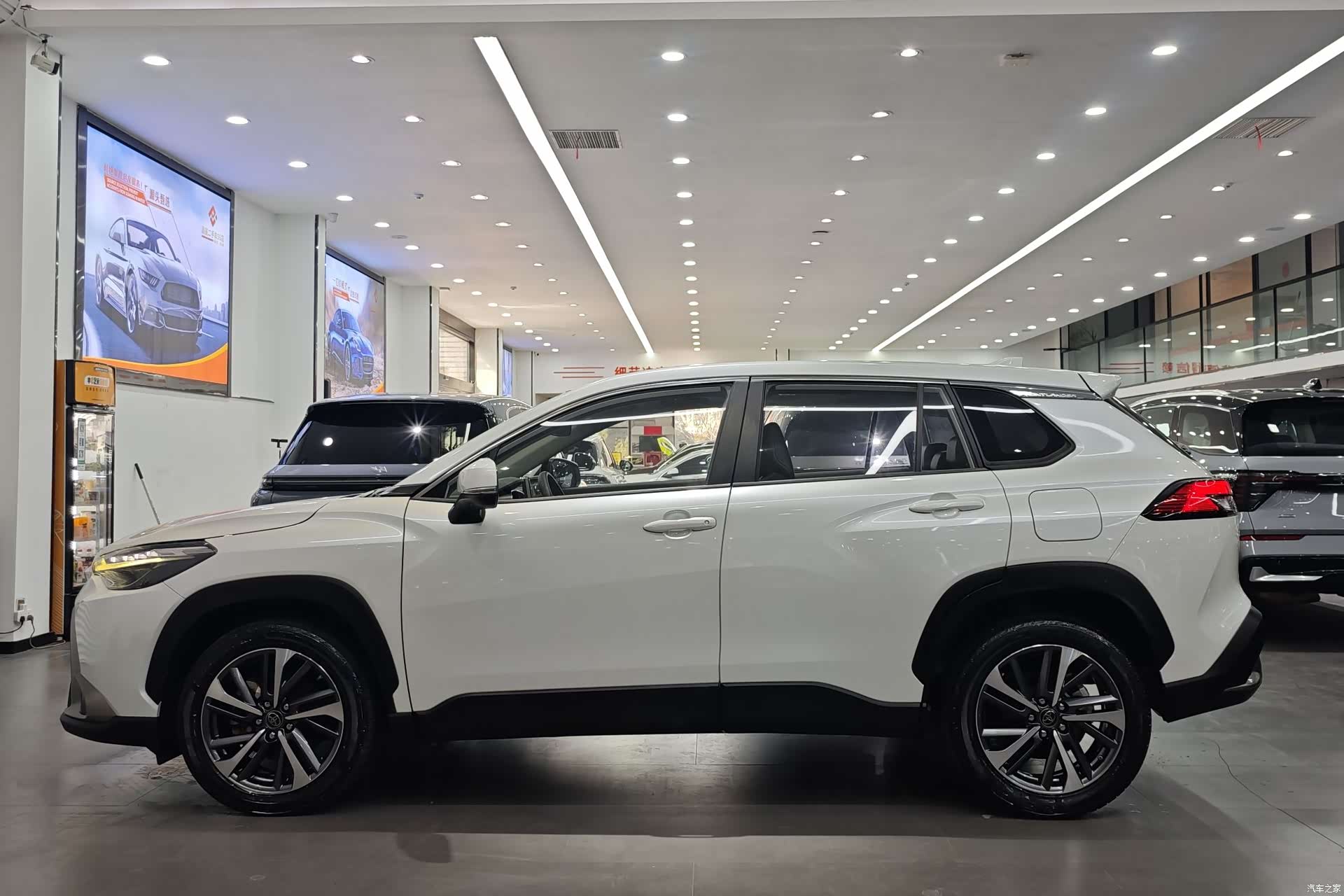 Toyota Frontlander, 2022 3