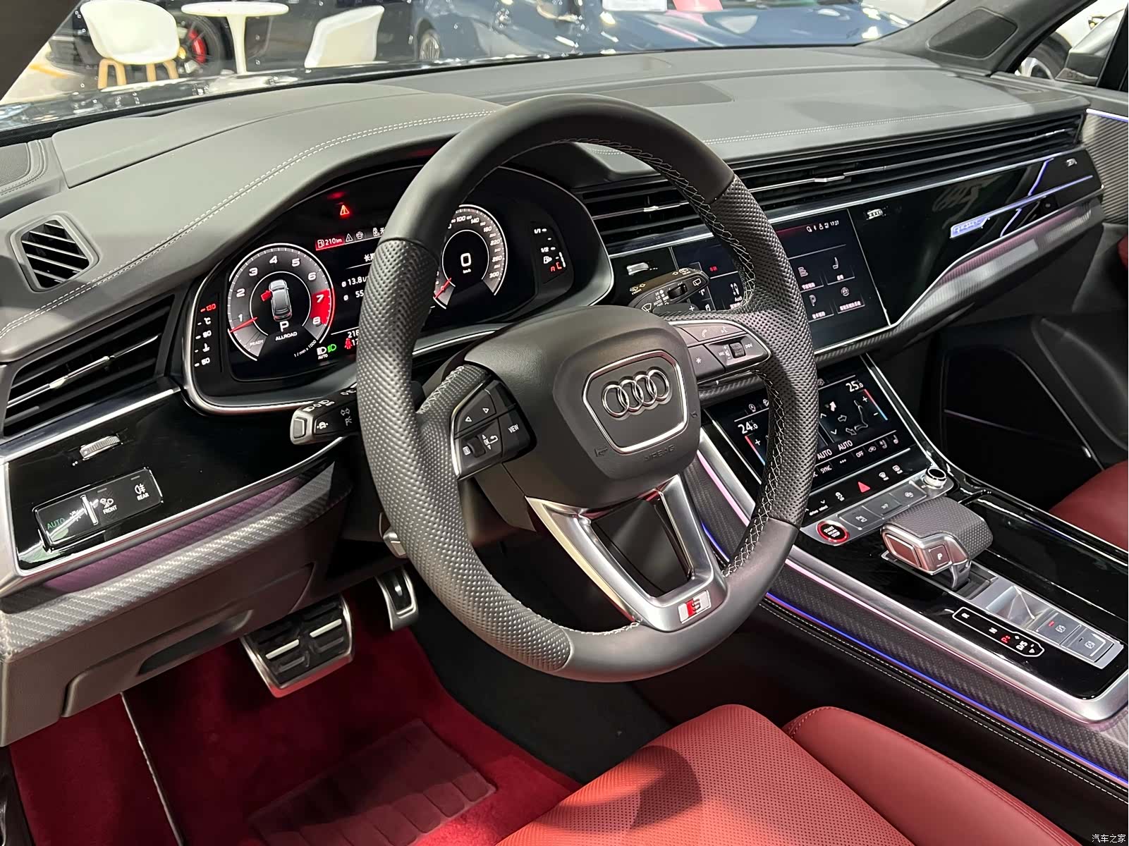 Audi Q7, 2024 14