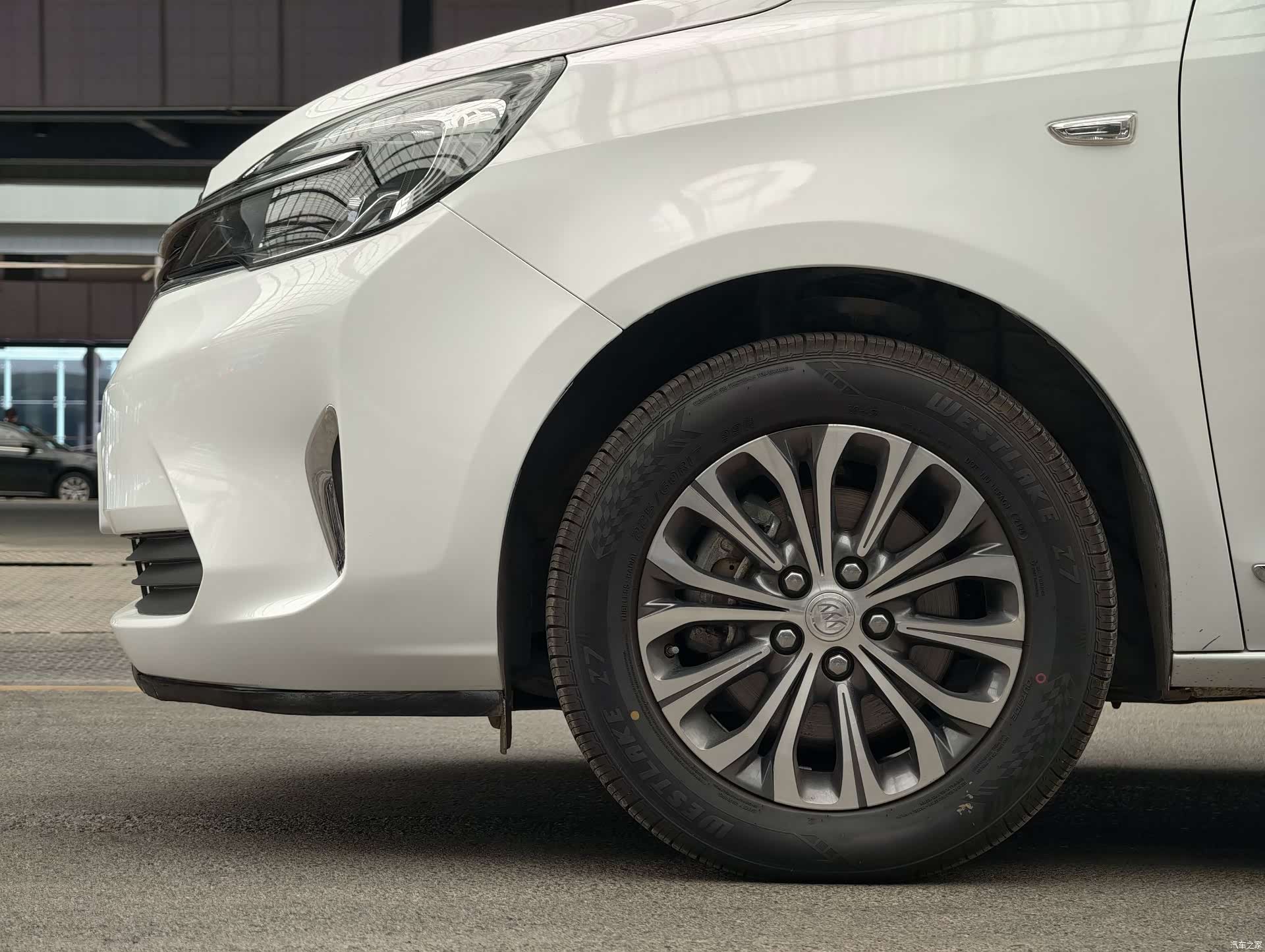 Buick GL8, 2021 23