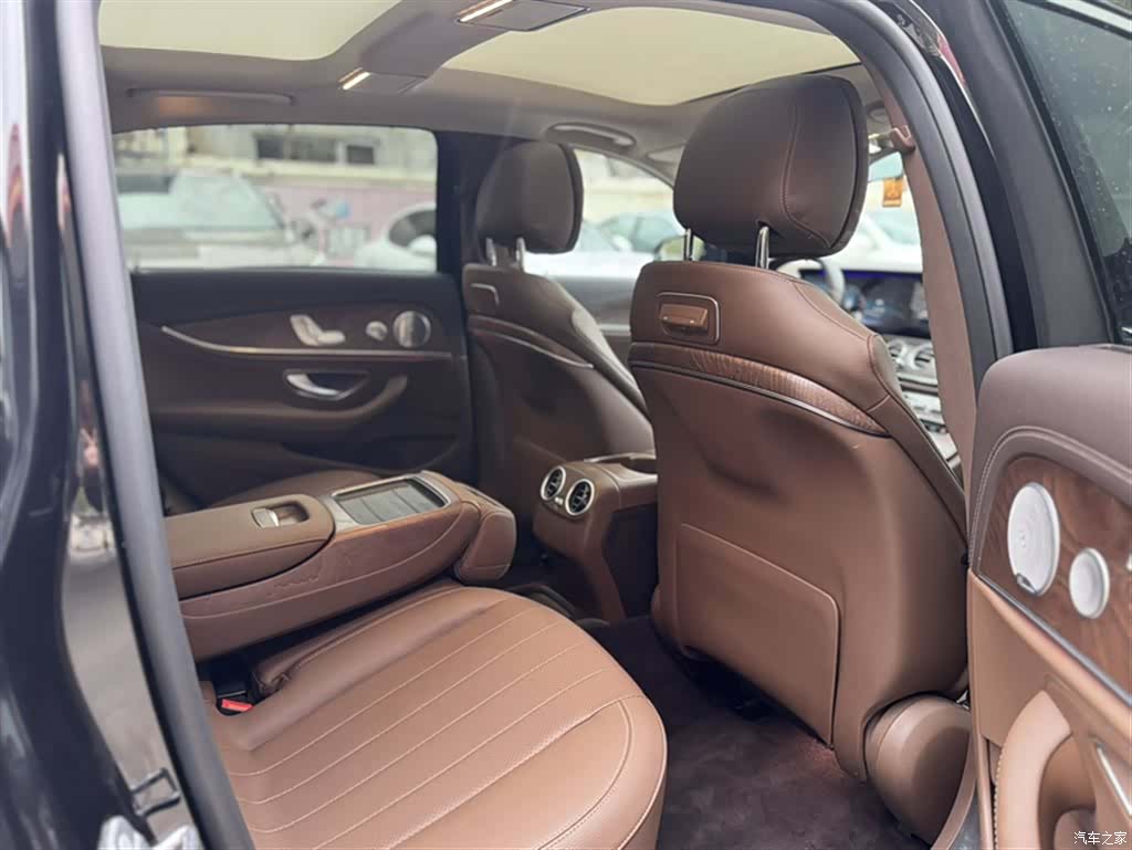 Mercedes-Benz E-Class, 2019 2
