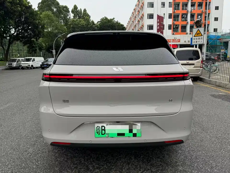 Li Auto Ideal L6