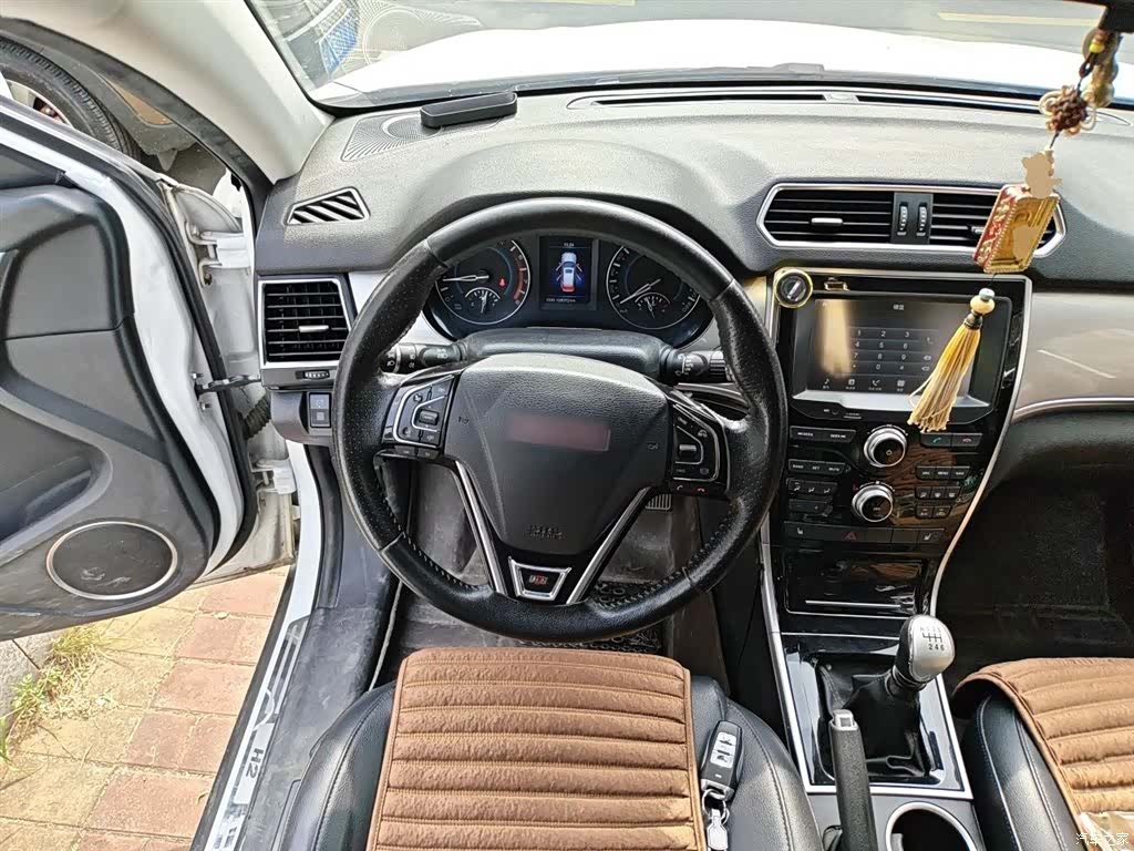 Haval H2, 2015 3