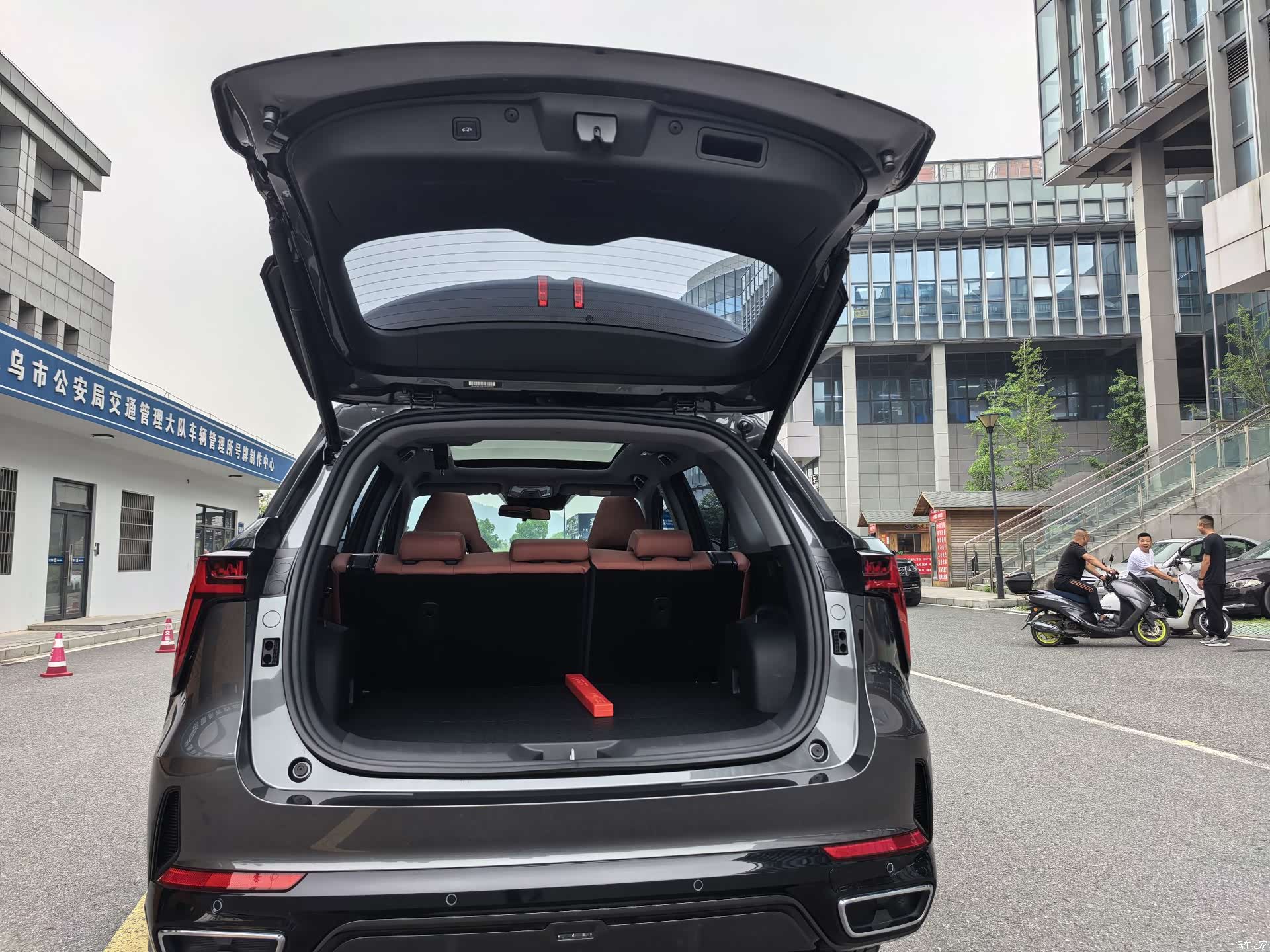 Changan CS75, 2025 10