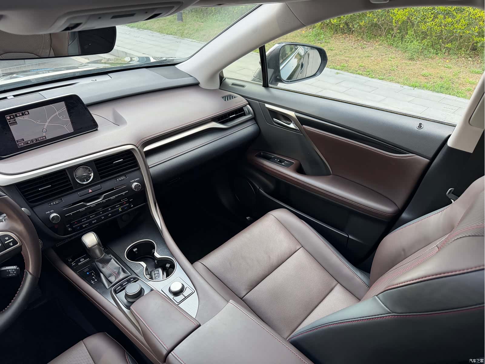 Lexus RX, 2018 13