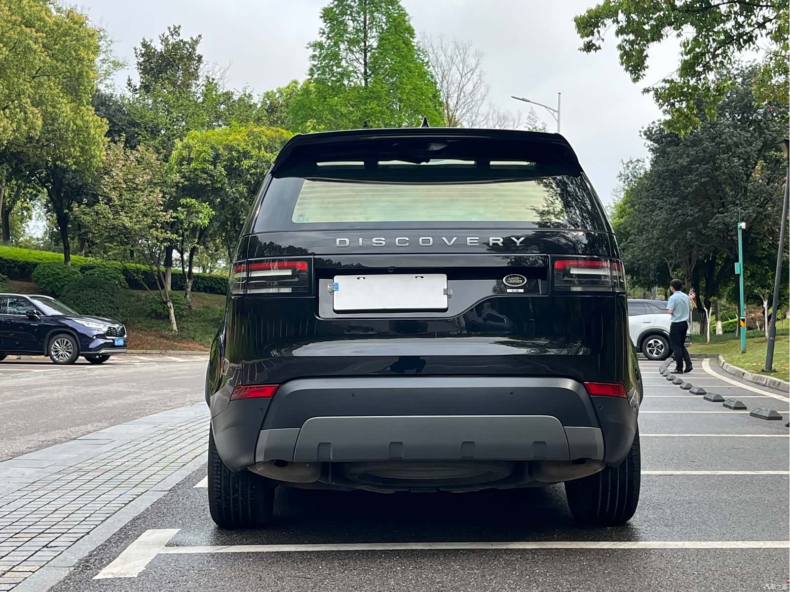 Land Rover Discovery, 2017 все фото