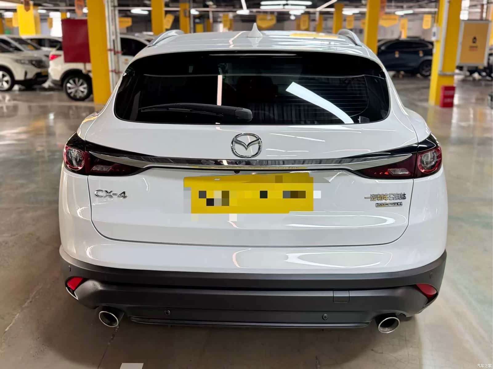 Mazda CX-4, 2023 3