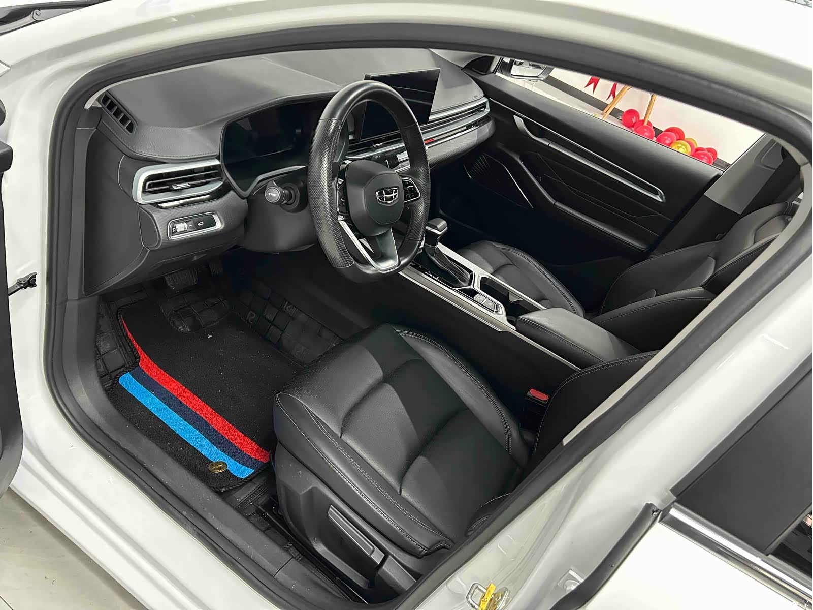 Geely Emgrand, 2024 8