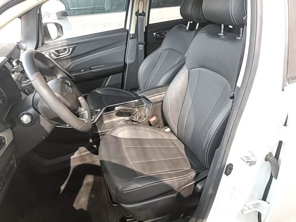 Geely X3, 2020 15