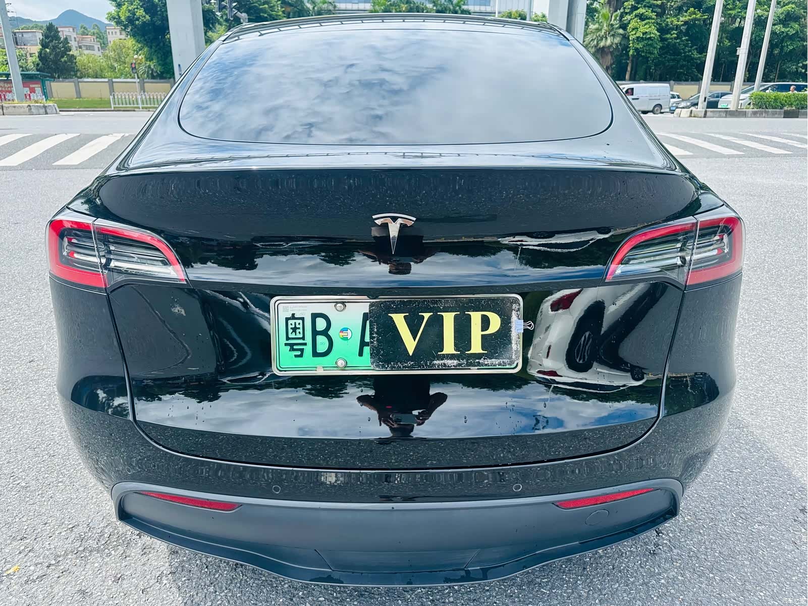 Tesla Model Y, 2022 все фото