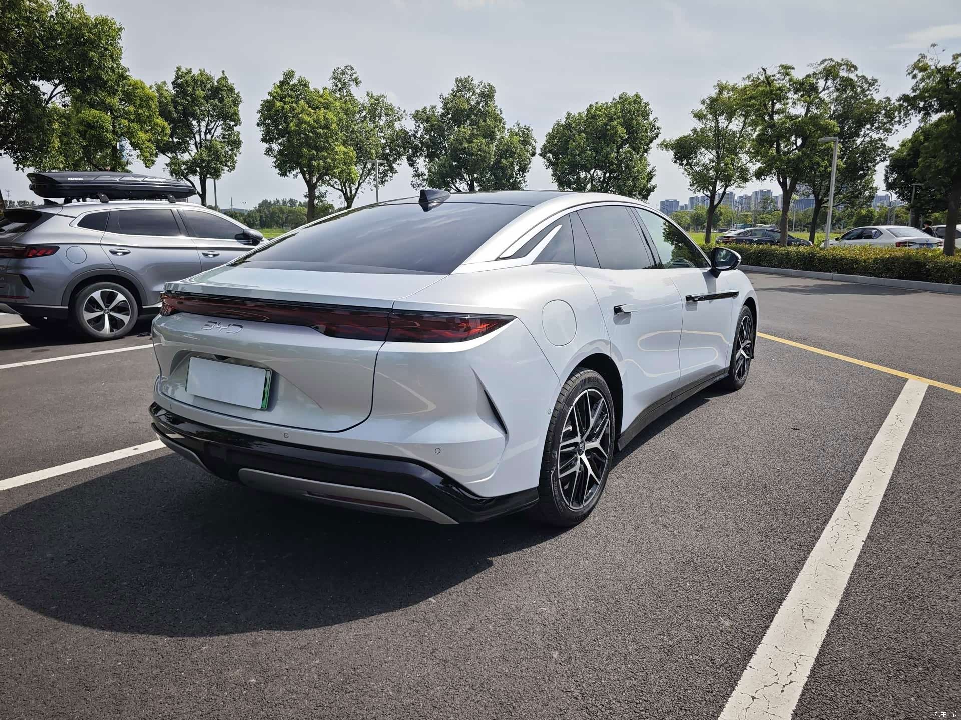 BYD Han, 2025 7