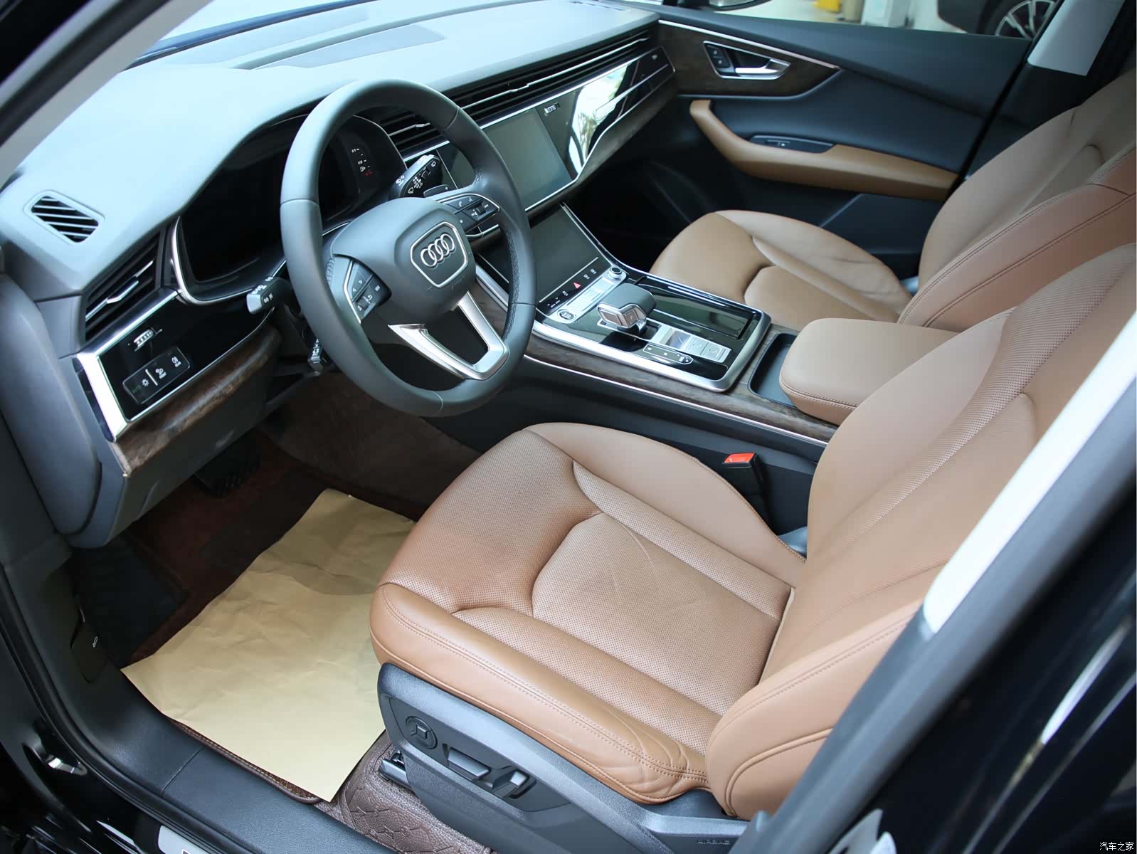 Audi Q7, 2022 14